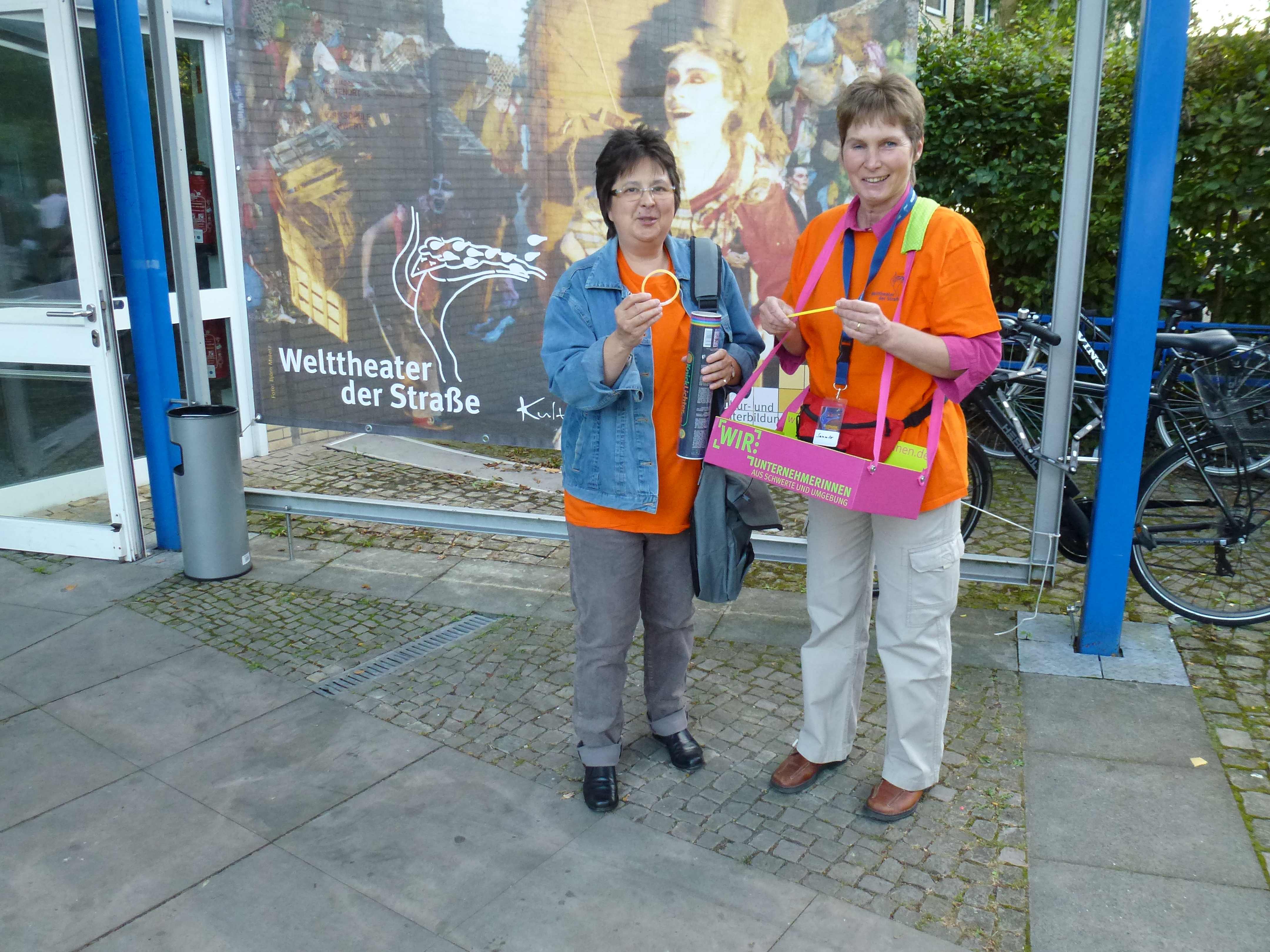 Sammeln fr das Welttheater 2015